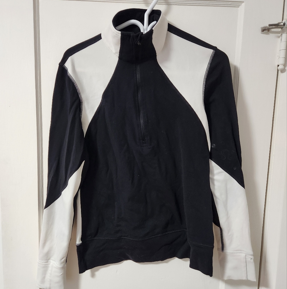 Lululemon Black and White Running Shirt size 10